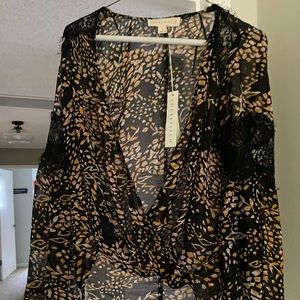 NWT Lovestitch floral boho faux wrap blouse